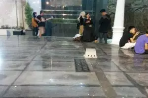 Netizen marah ada anak muda nekat duduki diorama Jogja saat HUT Jogja