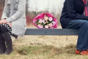 Lelah menunggu keseriusan sang pacar, cewek ini backstreet 5 bulan