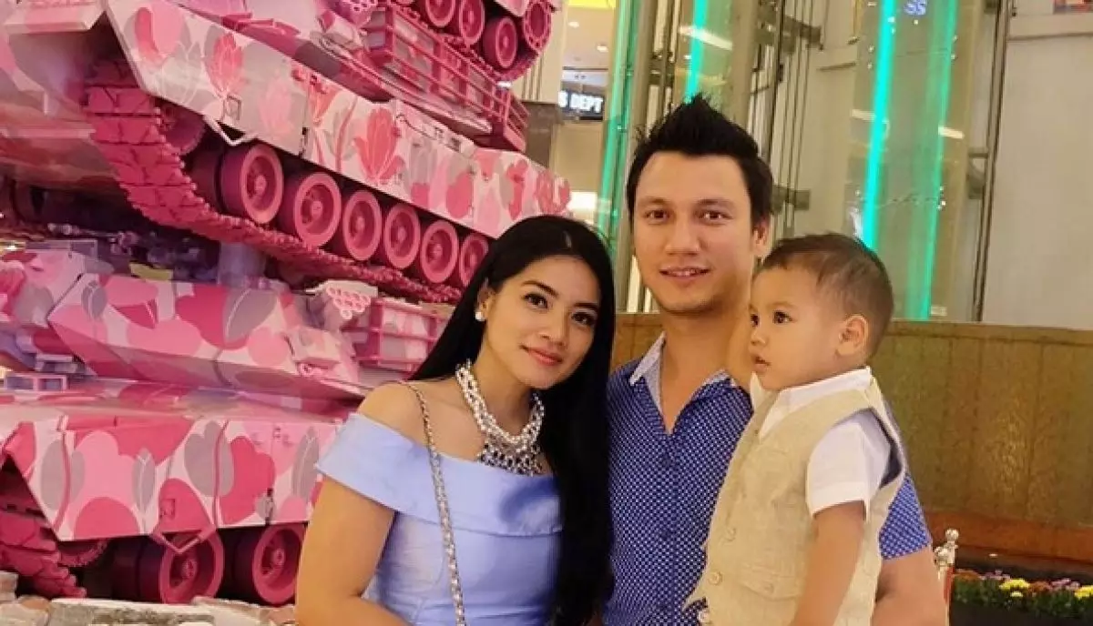 Pasangan selebriti Indonesia paling romantis, bikin iri