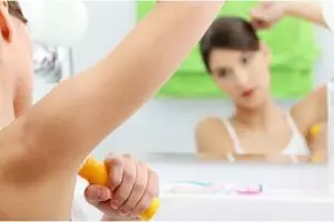 Kehabisan deodoran? Tenang, kamu bisa pakai gel pencuci tanganmu kok