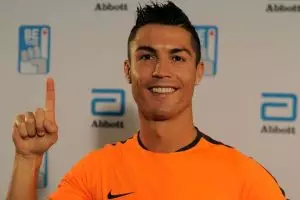 Kalau yang ngajak donor darah Cristiano Ronaldo, masa masih mikir?
