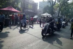 Terabas pejalan kaki di Car Free Day, rombongan moge dihujat netizen