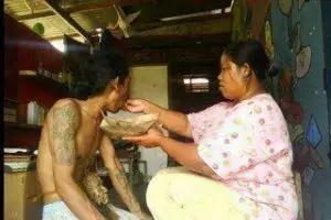 15 Meme kocak suami takut istri, bikin takut telat pulang rumah