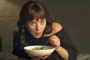 Makan pakai mangkuk lebih baik ketimbang piring, ini alasannya