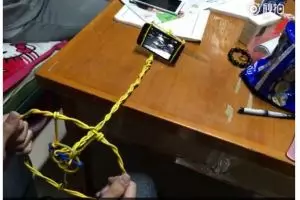 VIDEO: Ini cara unik mainkan game balapan di ponsel