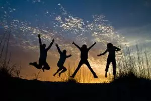 Salah paham soal cowok, persahabatan lima gadis ini rusak