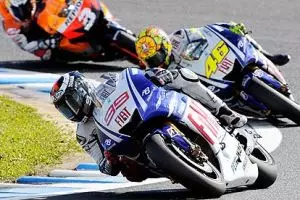 Siapa bakal juara MotoGP, Rossi atau Lorenzo? Ini penjelasannya