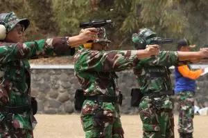 10 Aksi TNI yang membanggakan Indonesia, angkat topi!