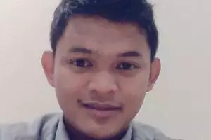 Gara-gara tulisan susah dibaca, siswa ini dapat teguran