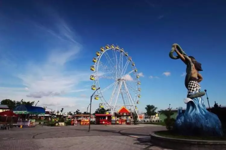 7 Taman hiburan di Indonesia ini lebih keren dari Disneyland, top!