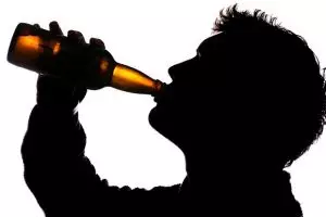 Pria ini tobat mabuk-mabukan karena lihat penampakan almarhum ayahnya