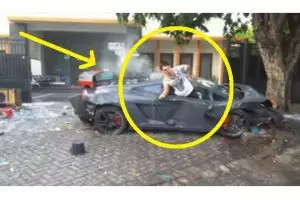 VIDEO: Tewaskan 1 orang, ekspresi pengemudi supercar tanpa dosa