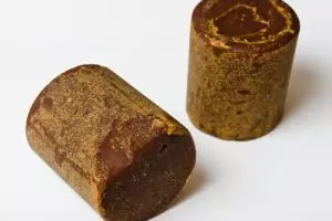 Ternyata gula merah punya manfaat untuk kecantikan loh, seperti apa ?