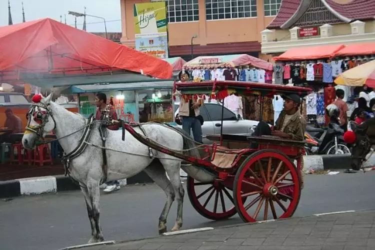 Uniknya Bendi, sarana transportasi wisata kebanggaan Manado