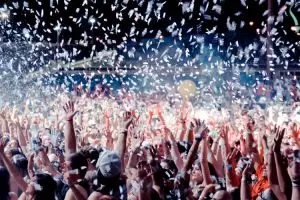 15 Meme yang hanya dipahami oleh fans EDM, kamu yang mana?