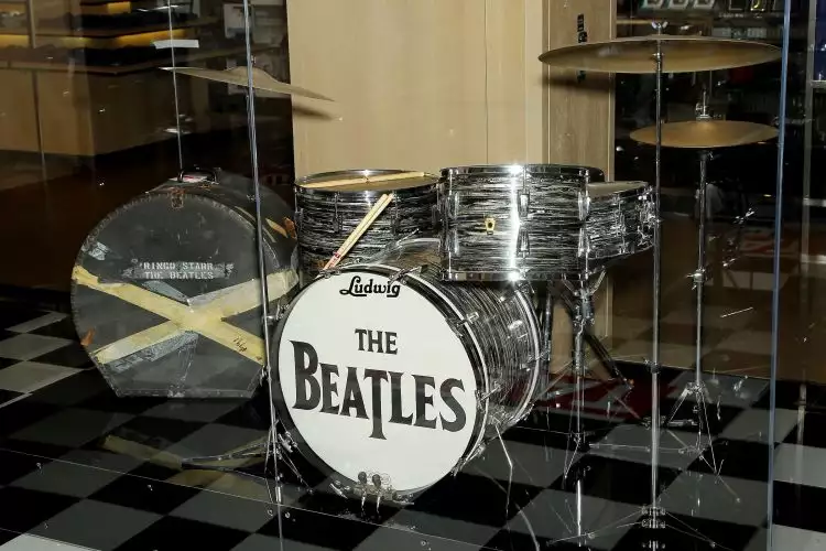 Dilelang, satu set drum legendaris Ringo Starr laku Rp 30 miliar