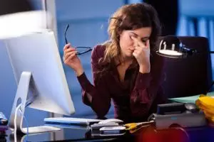 Cara agar mata kamu tetap sehat dan rileks, olahraga mata