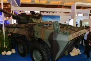 Panser Canon Badak buatan Pindad lulus uji tembak, salut!