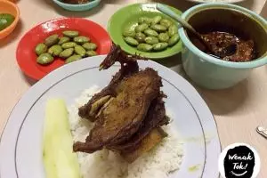 13 kuliner bebek paling maknyus di Surabaya, awas ngiler!