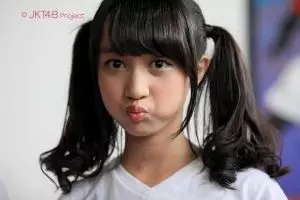 17 artis Indonesia yang makin cantik dan imut dengan poni, gemesin!