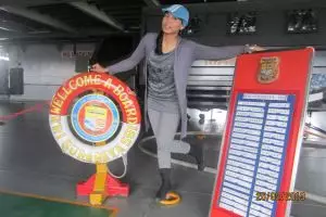 Kisah Ejie, traveler cewek pernah numpang ambulans sampai kapal perang