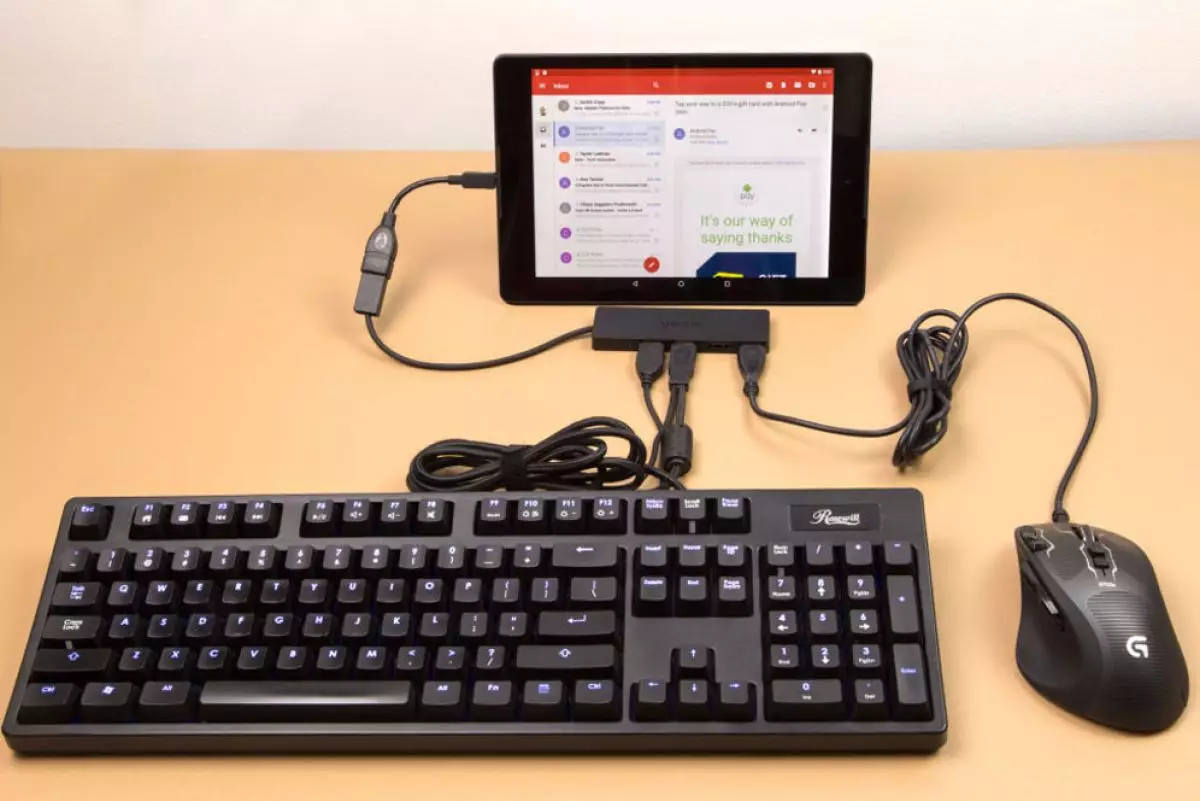 Begini cara bikin Android jadi piranti desktop