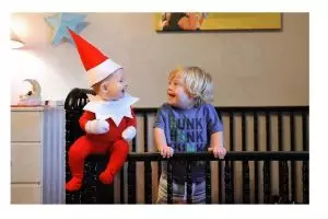 10 Aksi lucu Sinterklas cilik ini bikin Natal tambah meriah, setuju?