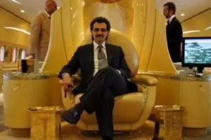 Gaya hidup Pangeran Arab ini bikin geleng-geleng, jangan ditiru!