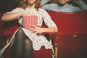 Studi menjelaskan makan tengah malam picu kepikunan, hati-hati!