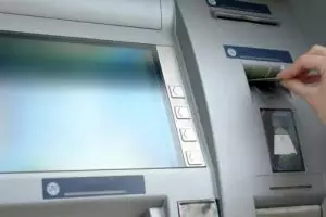 Kisah Nia ini buktikan kalau gendam di ATM masih marak, waspada ya