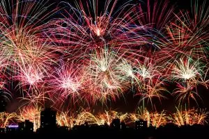 Jarang-jarang ada, ini 15 gratisan yang bisa kamu raih di akhir tahun