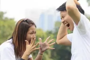 Ini alasan pasangan bahagia jarang up date status media sosial