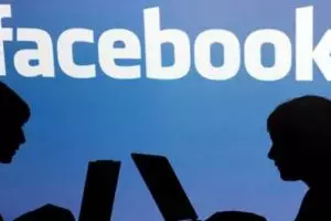Perempuan ini dicerai suami gara-gara Facebook, duh!