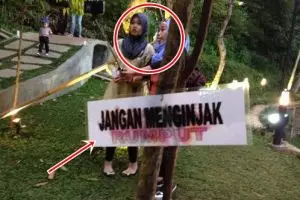 Lagi, ABG asyik selfie lalu rusak taman injak rumput Teras Cikapundung