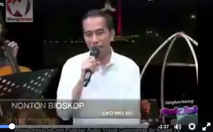 Nggak kalah sama SBY, Presiden Jokowi juga jago nyanyi lho...