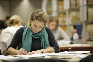 Lanjut S2 atau kerja dulu? Ini hal-hal yang perlu kamu pertimbangkan