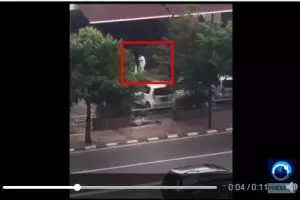 VIDEO: Baku tembak terjadi setelah ledakan