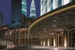 5 Bukti traveling ke luar negeri tidak perlu uang banyak