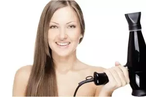 Trik jitu ini bisa kamu coba agar rambutmu mengembang sempurna, cantik