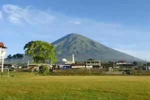 Jalur pendakian Gunung Sindoro rawan aksi pemalakan, hati-hati ya!