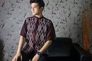 Fedi Nuril nikah? Tenang, sederet aktor ini siap jadi 'imam-mu', aw!