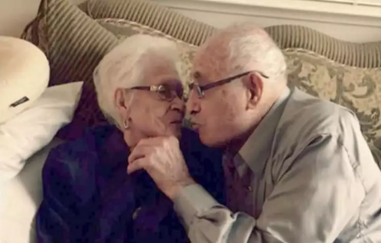 Salut! Pasangan ini telah menikah 82 tahun dan tetap mesra