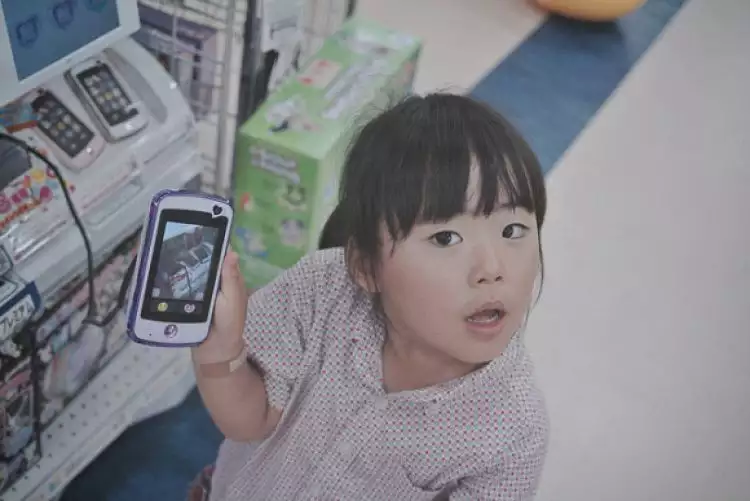 Cerita sedih anak SD yang ingin jadi smartphone ini bikin mewek!
