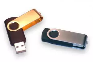 Begini cara simpel mendeteksi kapasitas asli flashdisk milikmu!