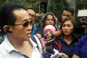 Ayah Mirna bakal diperiksa soal pesan Jessica minta dicium putrinya