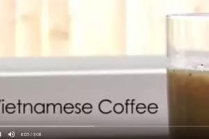 VIDEO: Begini cara membuat Vietnamese Iced Coffee