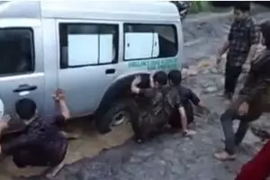 Perjuangan berat petugas kesehatan di pelosok Sulawesi, miris!