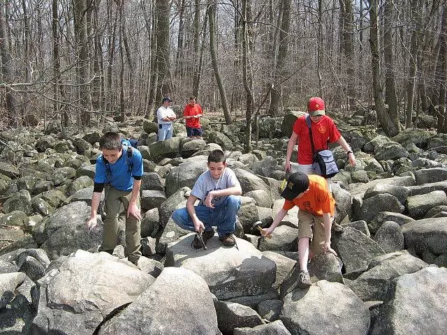 Batu-batuan ini bisa 'bernyanyi' dan mengiringi konser musik, ajaib!