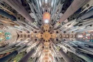 Gereja indah ini ternyata butuh waktu pengerjaan lebih dari 133 tahun