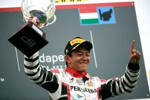 10 Fakta Rio Haryanto, nomor 9 wajib jadi perhatian para cewek!
